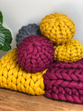 Chunky knit throw in mustard merino